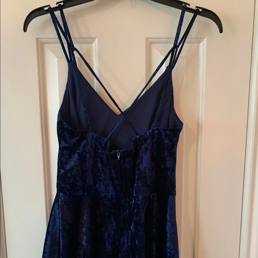 Velvet spaghetti strap dress - Picture 3 of 5